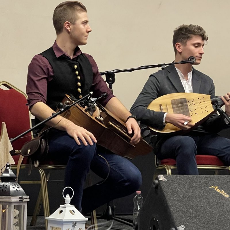 Fellobbant a szeretet lángja 23